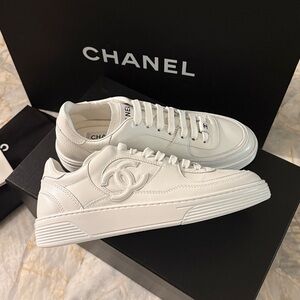CHANEL WHITE SNEAKERS